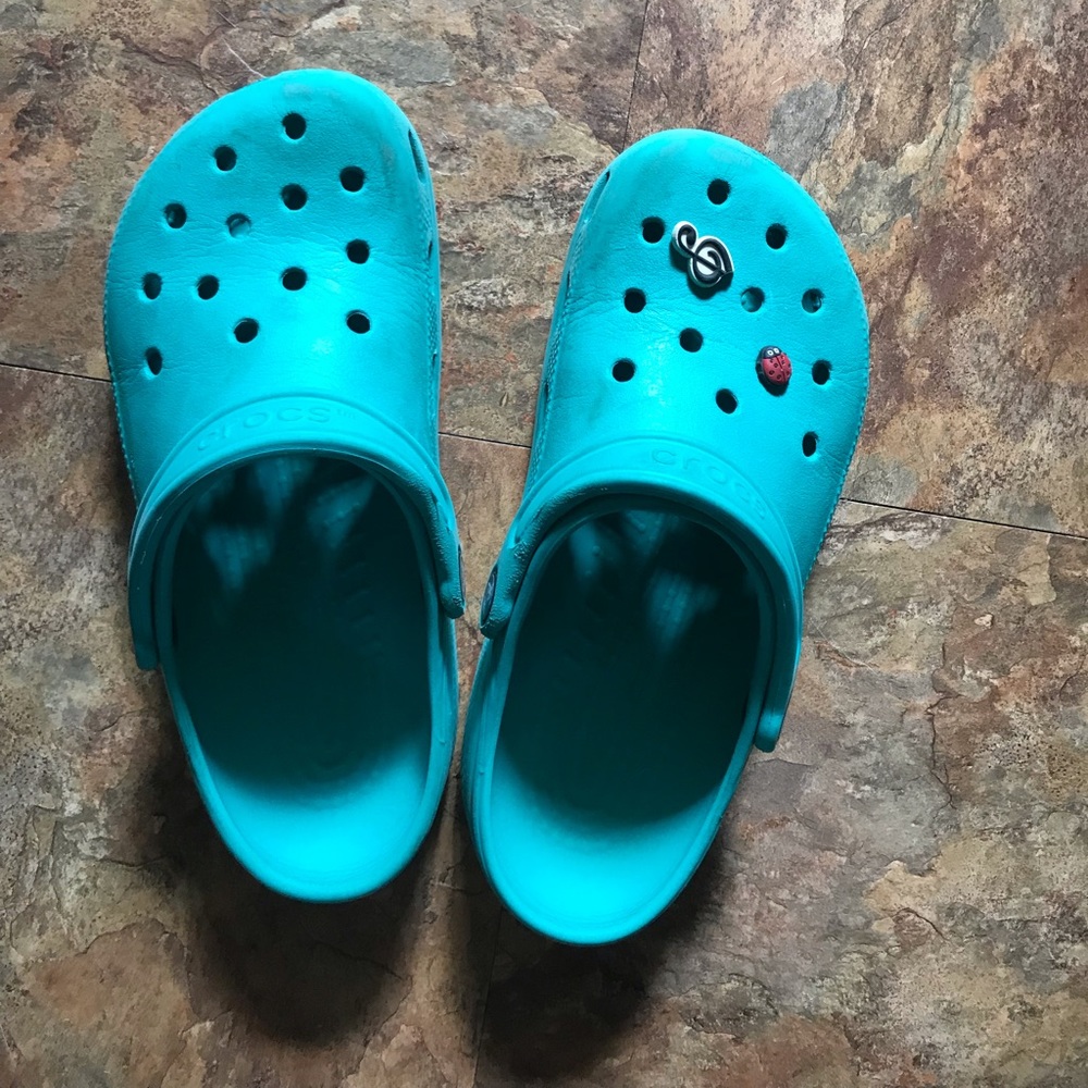 Teal crocs